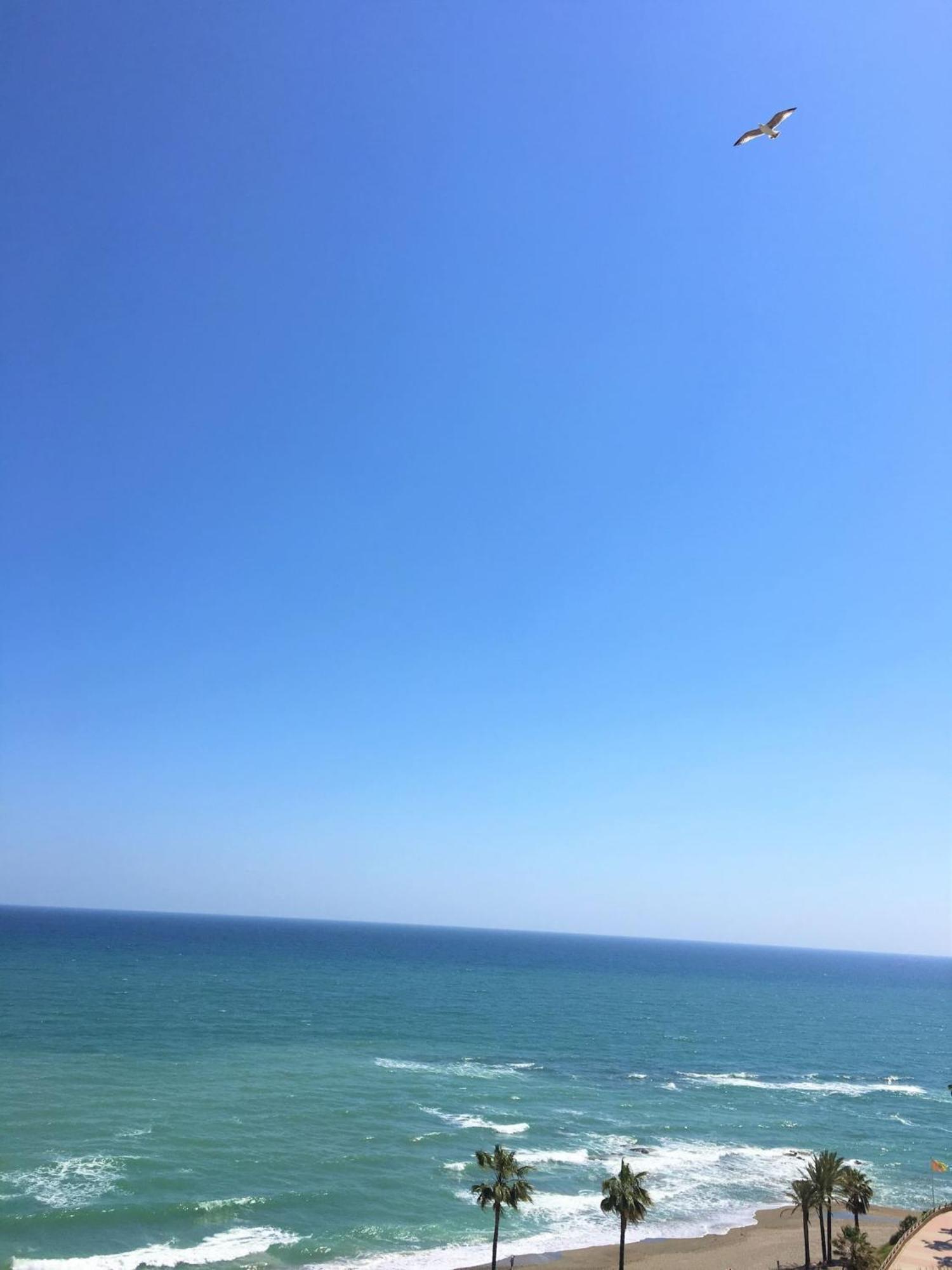 Frontal Sea View Apartment Benalbeach Benalmádena Eksteriør bilde