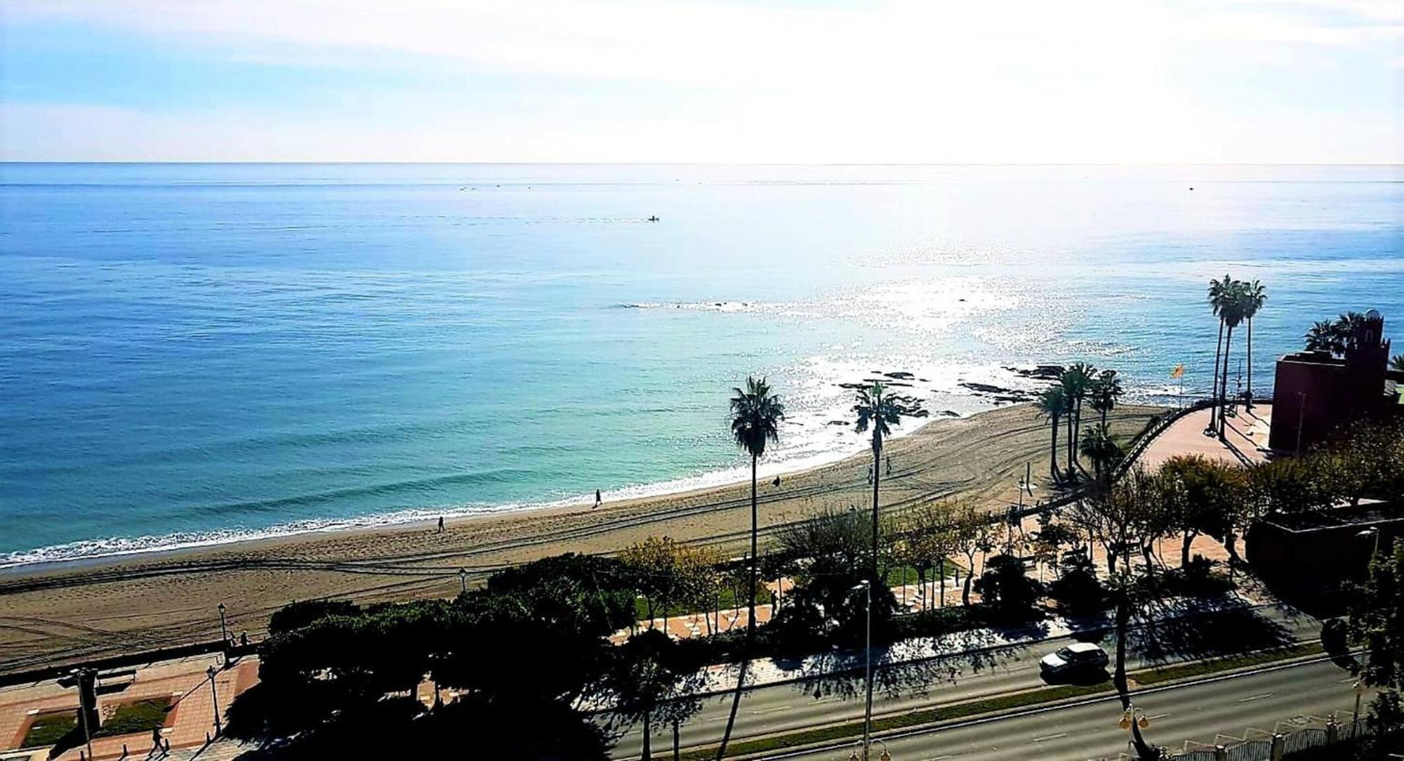Frontal Sea View Apartment Benalbeach Benalmádena Eksteriør bilde